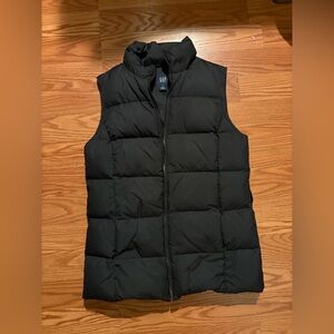 GAP Midnight Black Quilted Vest